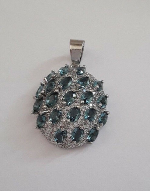  AGNES-CREATIONS / Pendentif ovale Topazes Bleue orné de Zirconium Argent 925