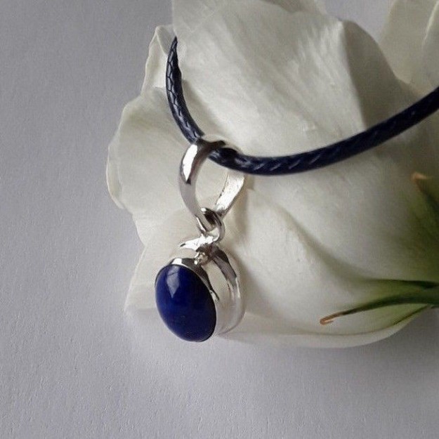  AGNES CREATIONS / Pendentif femme Médaillon en Argent 925 orné Lapis Lazuli