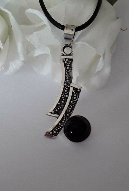 AGNES CREATIONS / Pendentif Femme original Style Art Déco argent 925 & Onyx Noir