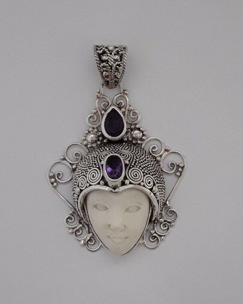 AGNES CREATIONS / SUBLIME PENDENTIF ARGENT 925 & MASQUE OS SCULPTE & AMETHYSTES