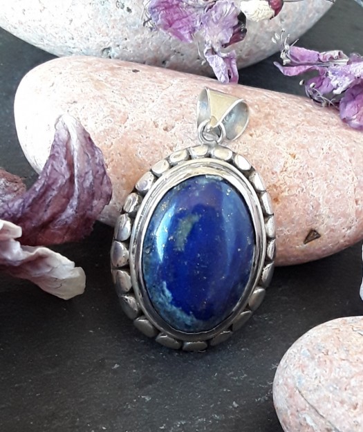AGNES CREATIONS // BEAU PENDENTIF MEDAILLON EN ARGENT 925 ORNE DE LAPIS LAZULI
