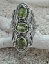 BAGUE LONGUE EN ARGENT 925 ORNEE DE PERIDOTS - TAILLE 57