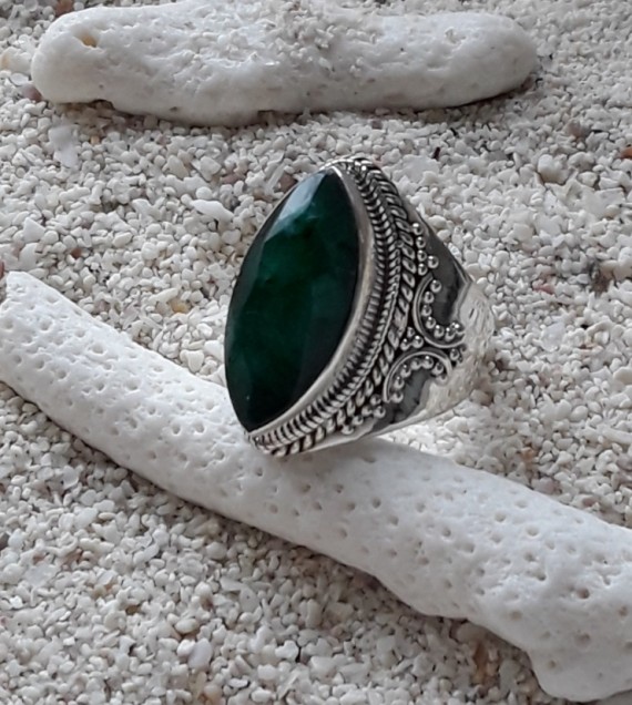 Bague de créateur Argent 925 ornée d'une émeraude - Taille 55