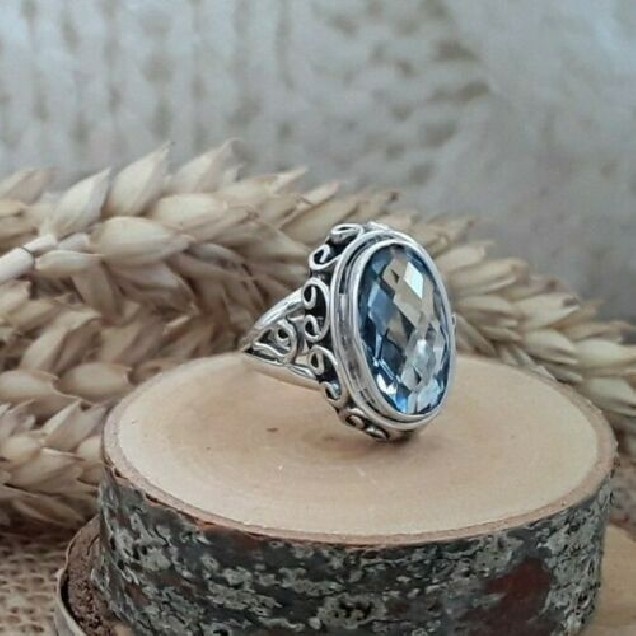 BELLE BAGUE ORNEE TOPAZE BLEUE ARGENT 925 - TAILLE 55