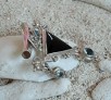 PENDENTIF ETHNIQUE ARGENT MASSIF TRIANGLE ONYX & TOPAZES BLEUES