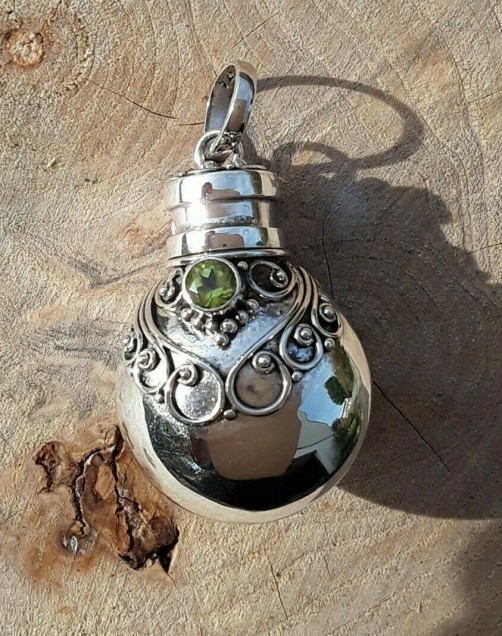 Pendentif FLACON PARFUM - HUILE ESSENTIELLE orné Péridot Argent 925