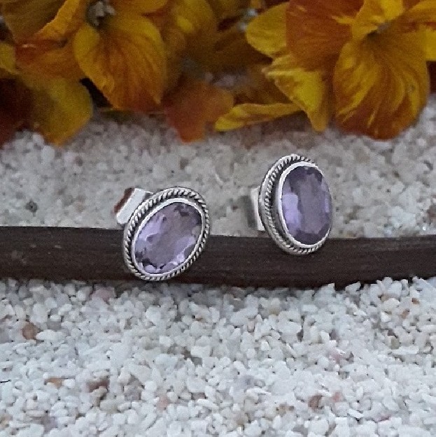 BOUCLES D'OREILLES ORNEES D'AMETHYSTE ARGENT 925