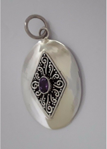 PENDENTIF OVALE EN ARGENT 925 ORNE D'UNE AMETHYSTE