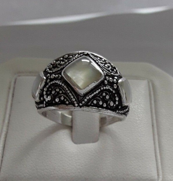 AGNES CREATIONS / BELLE BAGUE FEMME EN ARGENT 925 & NACRE VERITABLE - TAILLE 54