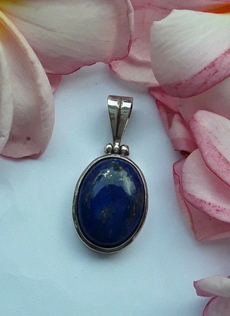 AGNES CREATIONS // Joli Pendentif médaillon en argent 925 orné d'un Lapis Lazuli