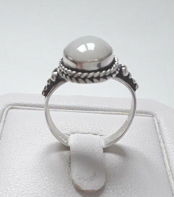 AGNES CREATIONS /BELLE BAGUE FEMME ARGENT 925 ORNEE DE NACRE - TAILLE 54