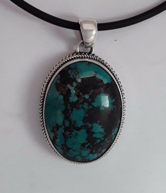  AGNES CREATIONS // JOLI PENDENTIF EN ARGENT 925 ORNE D'UNE CHRYSOCOLLE 