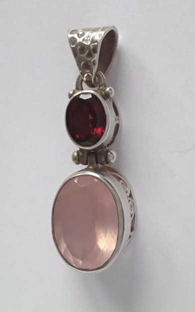 AGNES CREATIONS / BEAU PENDENTIF ARGENT 925 ORNE QUARTZ ROSE & GRENAT