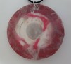 AGNES CREATIONS / IMPORTANT PENDENTIF MEDAILLON EN COQUILLAGE / CORAIL & NACRE