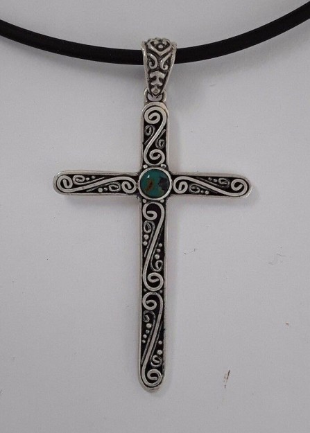 AGNES CREATIONS / PENDENTIF BELLE CROIX EN ARGENT MASSIF ORNE CHRYSOCOLLE 